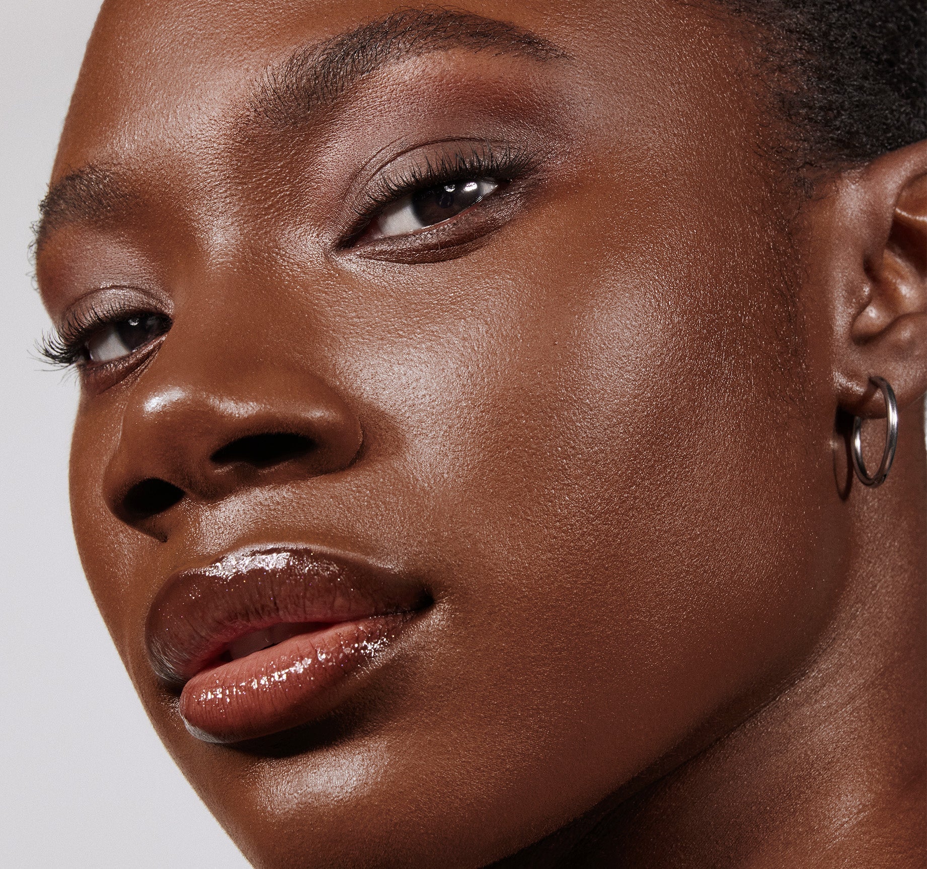 Lightform Extended Hydration Foundation - Image 138